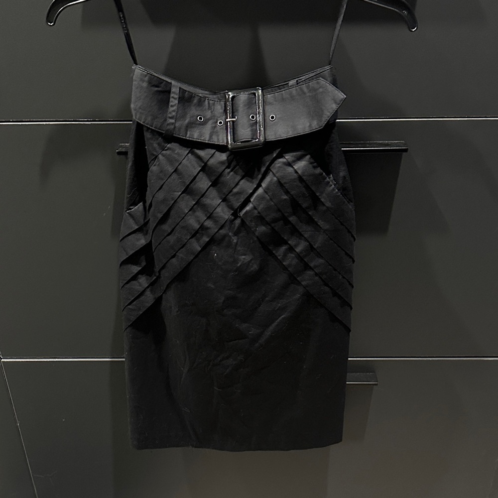 NWOT Elegant Black Belted Bebe Skirt with gorgeous details